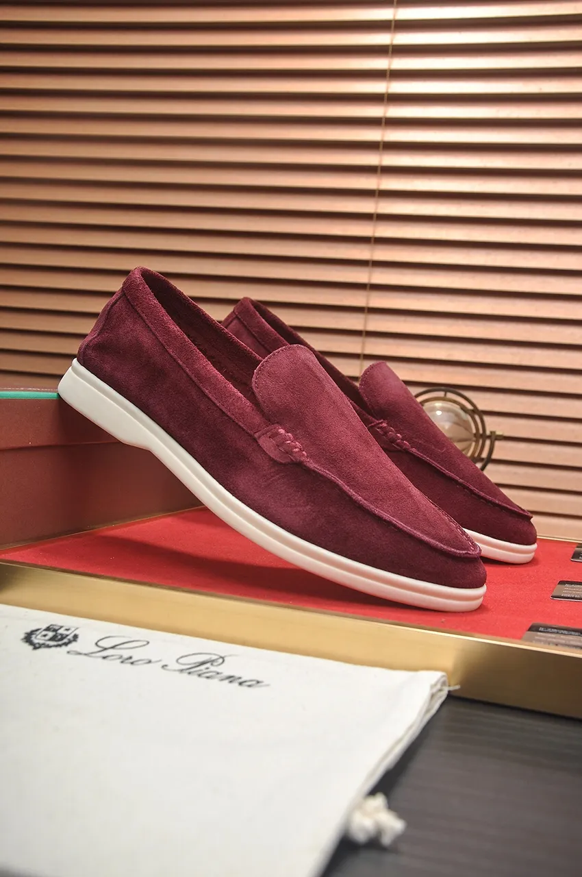 Men's shoes 💰400💶[𝐥𝐨𝐫𝐨 𝐏𝐢𝐚𝐧𝐚] [Couple model] High-end quality, affordable price, LP classic loafers, Italian treasure brand, the only brand that can match Hermès! Only after wearing it do we know that we can’t live up to our feet. Women’s code: 35-40 (customized sizes 34, 41, 42 are non-returnable) Men’s code: 38-44 (customized 45, 46, 47, 48 are non-refundable) Fabric: Customized imported cashmere Lining: Customized imported fetal cowhide Foot: Imported benzene-dyed calfskin Outsole: Exclusive original glass rubber outsole